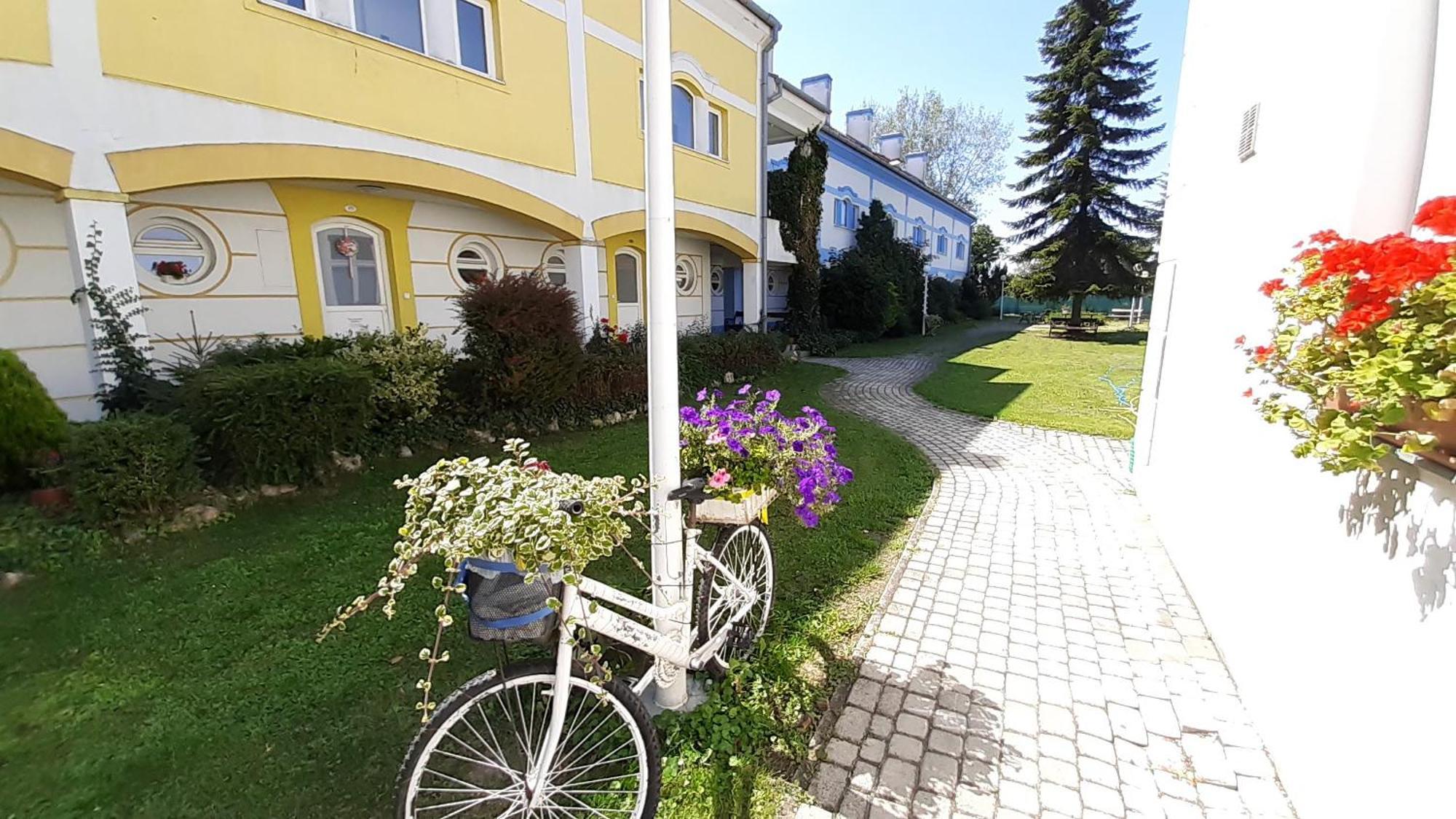 Thermal Garden Mosonmagyarovar Exterior photo
